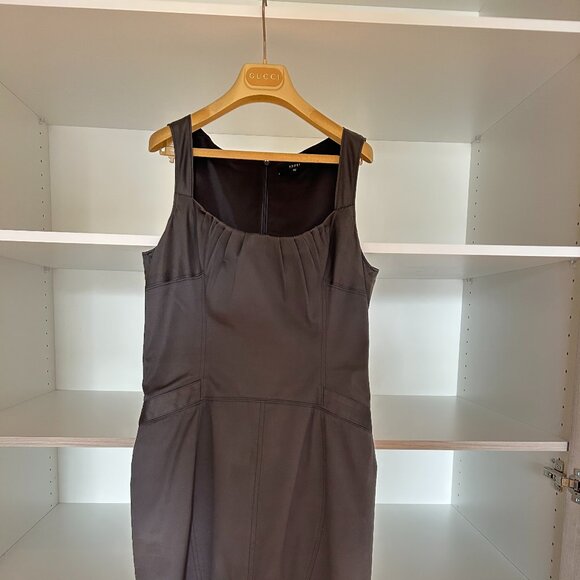 Dress - Picture 5 of 6